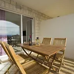 In With Sea View, Terrace, Air Conditioning, Wifi 5121-4 Apartman