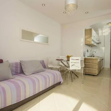 Apartman In With Sea View, Terrace, Air Conditioning, Wifi 5121-4