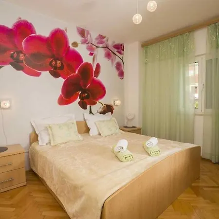 In With Sea View, Terrace, Air Conditioning, Wifi 5121-4 Apartman Bol
