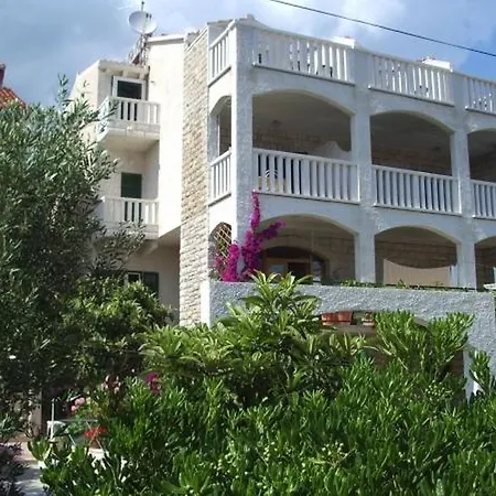 In With Sea View, Terrace, Air Conditioning, Wifi 5121-4 Apartman *